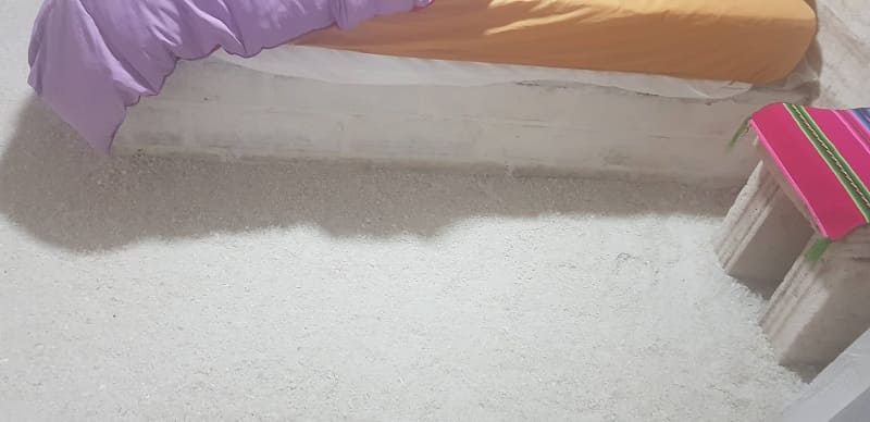 Chão de sal, cama de sal, móveis de sal - hotel de sal no Salar de Uyuni